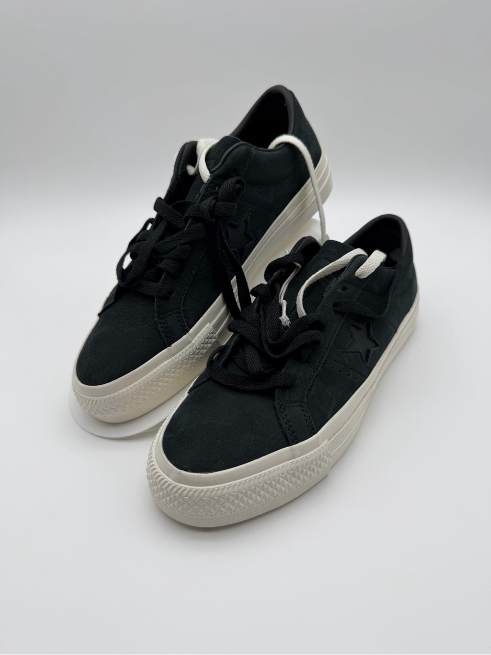 Converse One Star Sneakers | Black | Unisex M7/W8.5 | NWOB